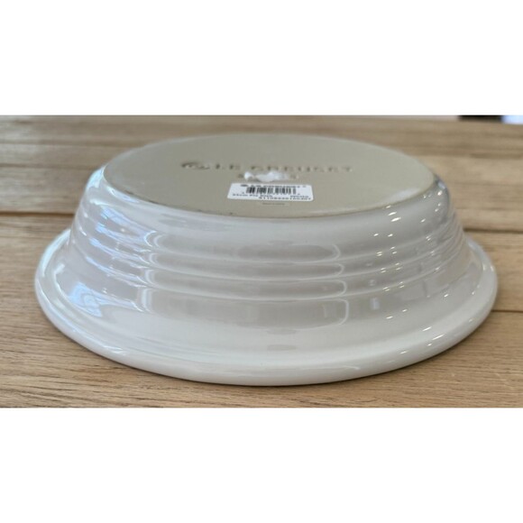 Le Creuset Stoneware Eiffel Tower Collection 9\